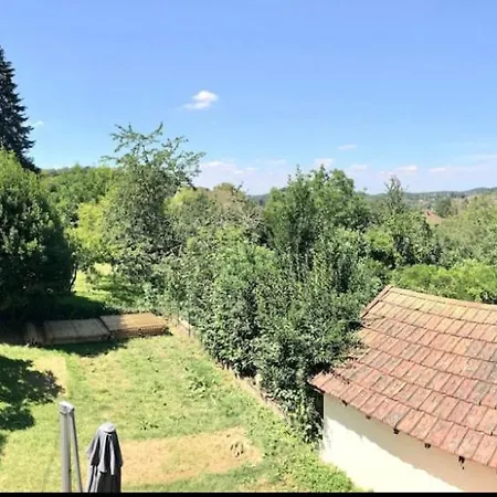 Gite Jura Mina La Maison Du Bonheur Lons-le-Saunier