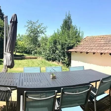 Hébergement de vacances Gite Jura Mina La Maison Du Bonheur *